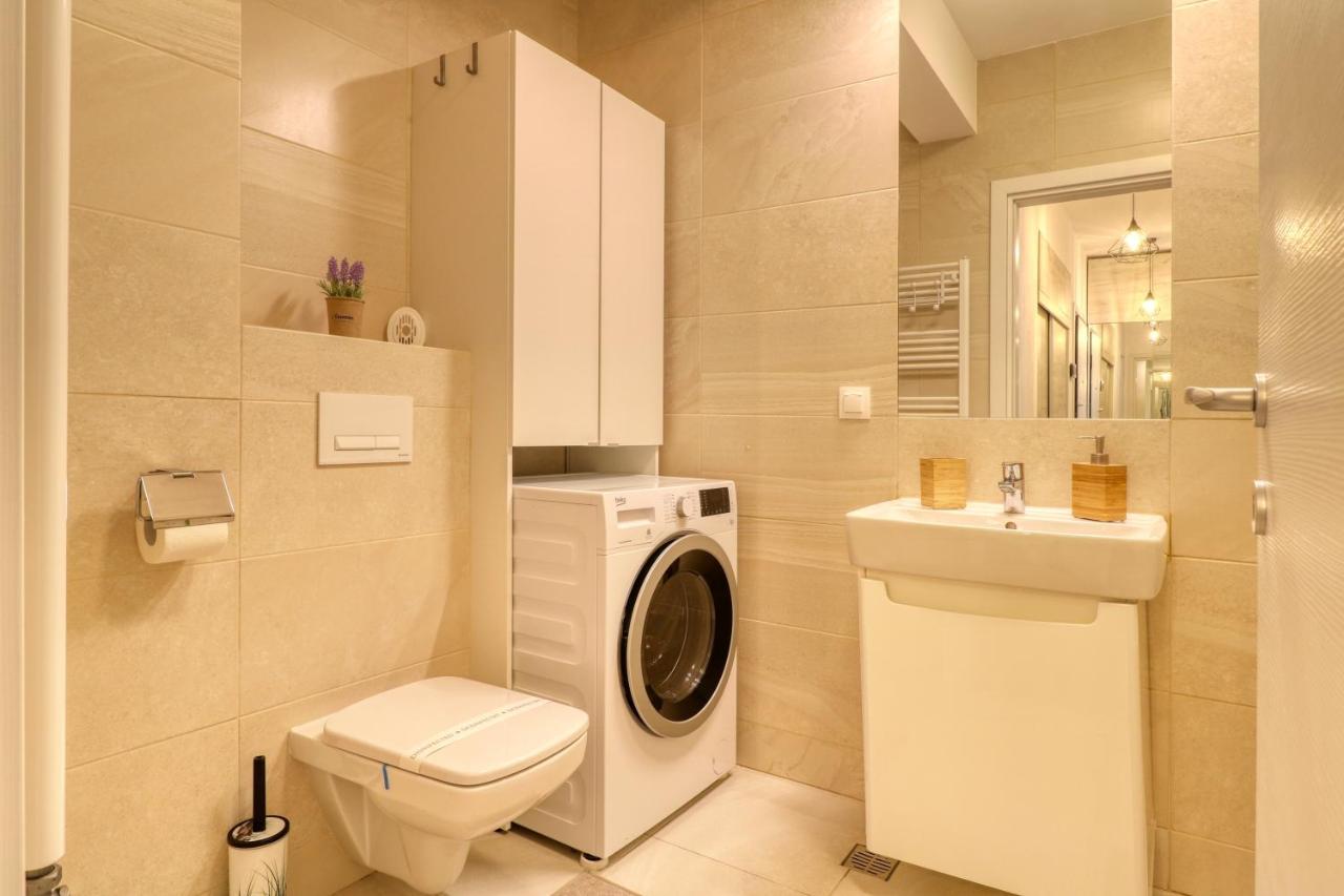 Relaxation Station - My Charming, Cosy&Inviting Apt - Smart Thermostat - Private Parking - Ior Park - Long Term Price Cuts Βουκουρέστι Εξωτερικό φωτογραφία